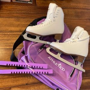 Like new Ice Skates. Worn only about 5 times. With carrying bag and guards.